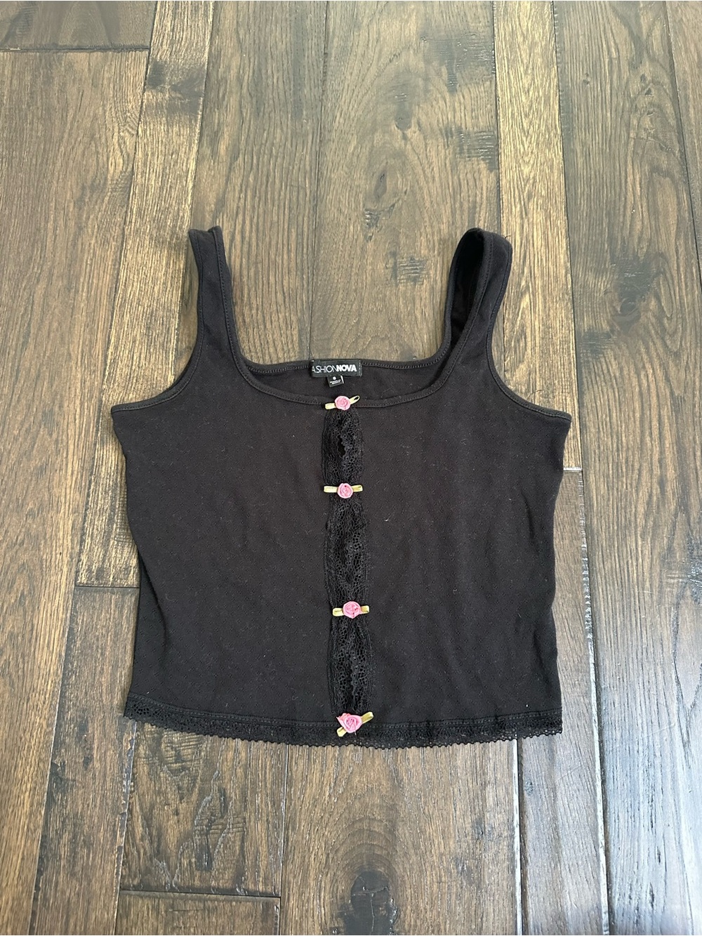 Fashion Nova Black Rose Lace Tank Top – Size Small